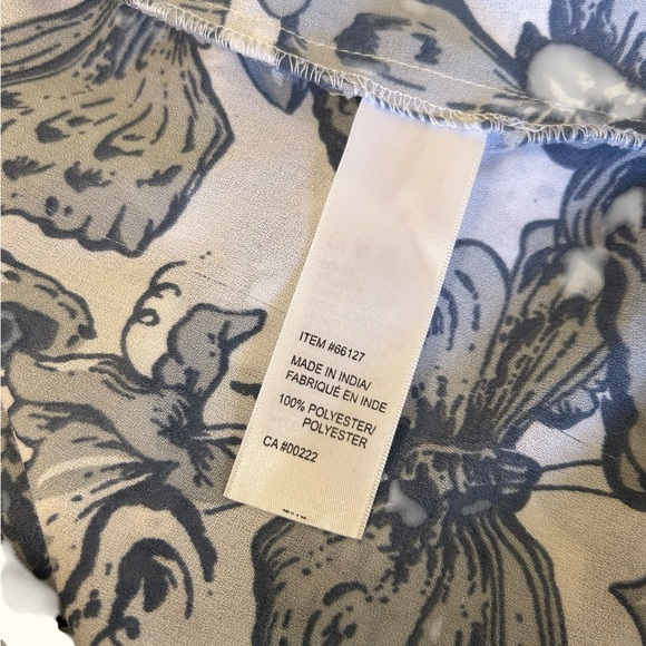 Together Blue Butterfly Ruffle Blouse | Size 10 Shell Buttons - Picture 6 of 6